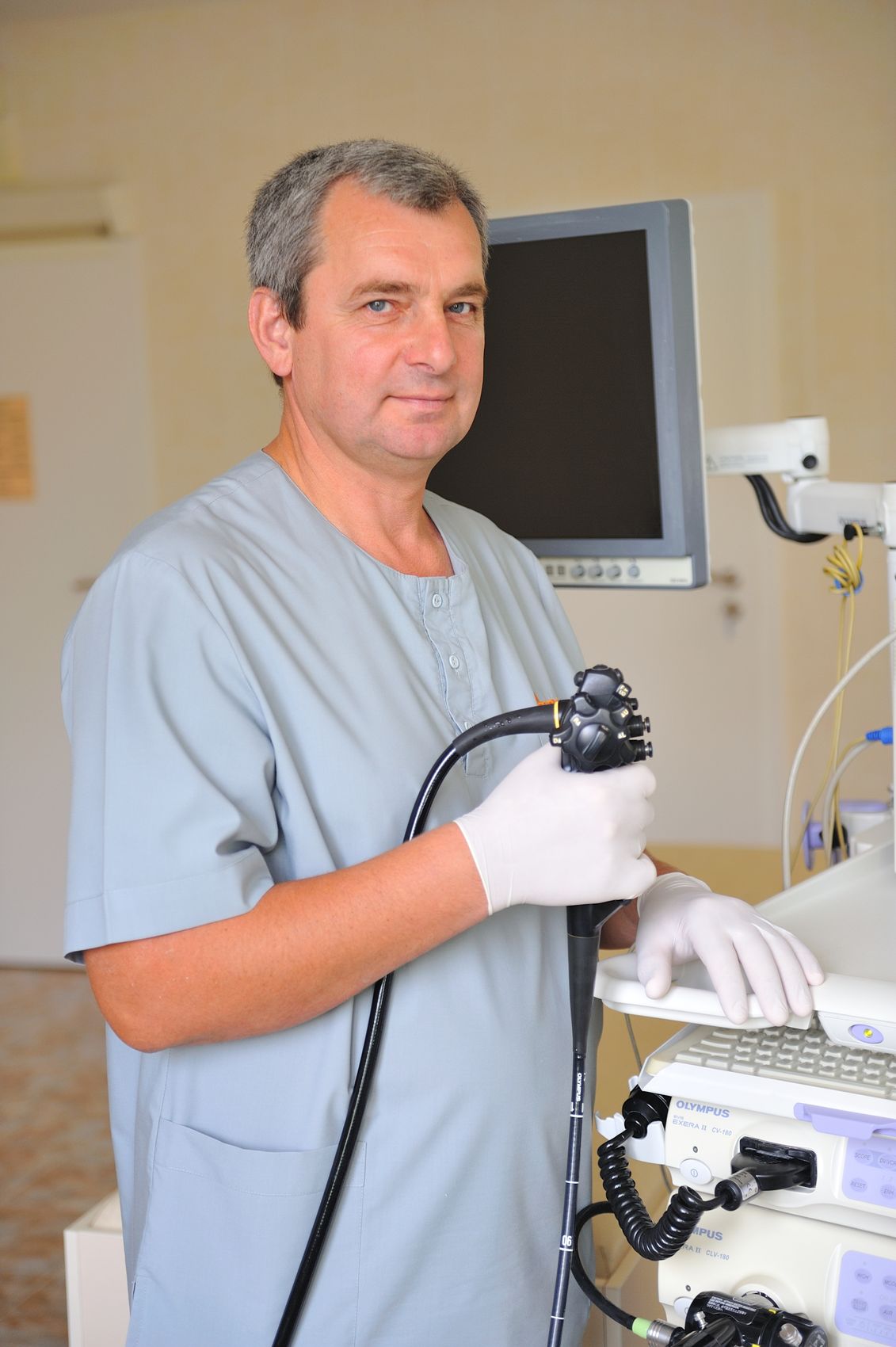 Врач клиники Генезис