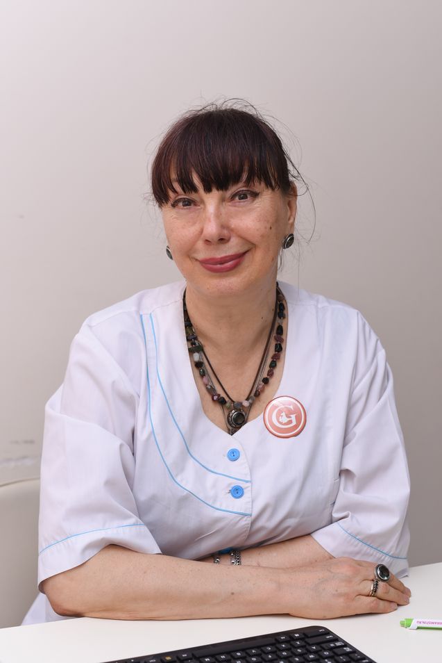 Врач клиники Генезис