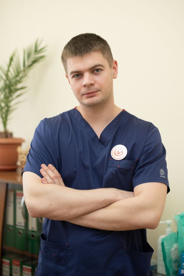 Врач клиники Генезис