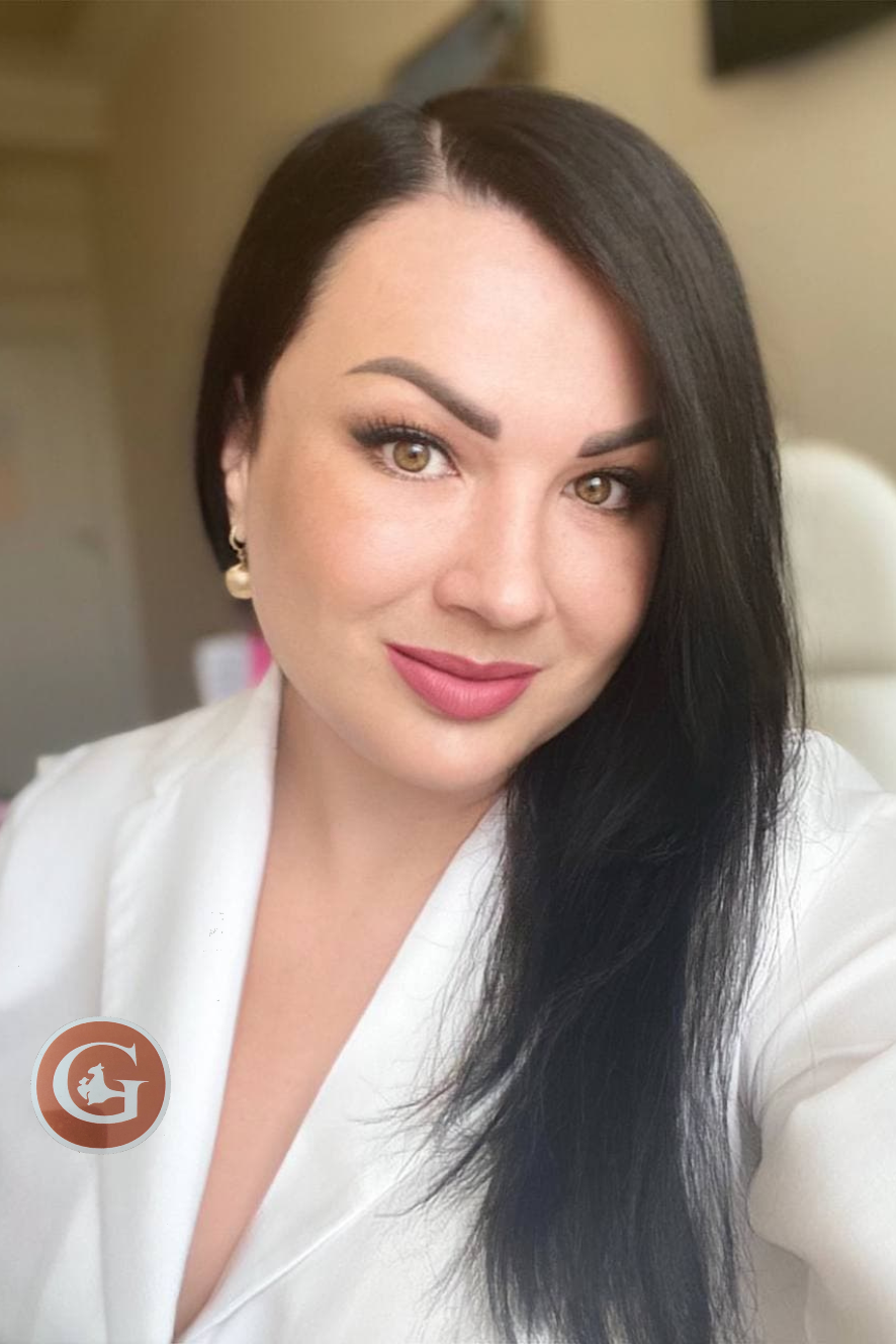 Врач клиники Генезис