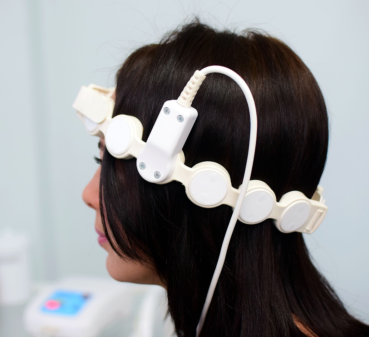 Эффективное аппаратное лечение нарушений в кровообращении мозга в Крыму