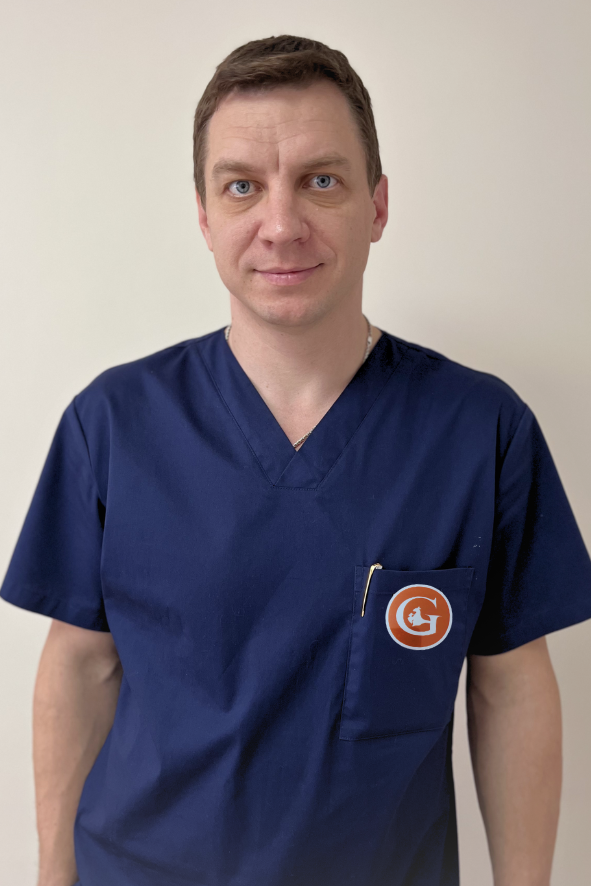 Врач клиники Генезис